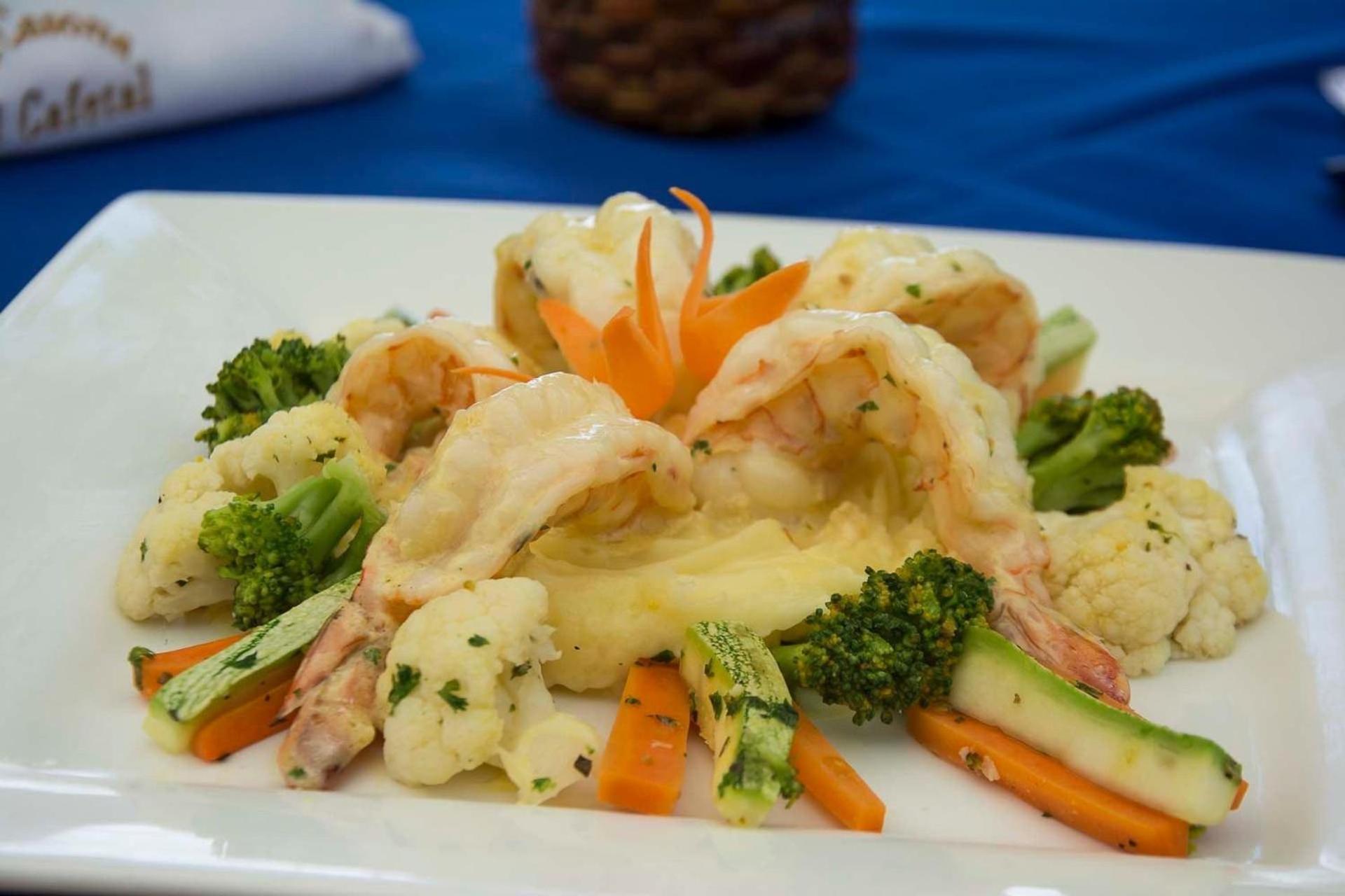 Hotel Boutique Casona Del Cafetal And Lakeside Restaurant Cachi Bagian luar foto